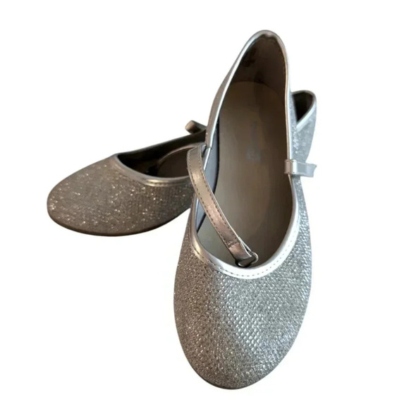 SmartFit Girls' Shimmer Chelsea Flat Size 12.5 Little Girls Color Silver - Picture 2 of 8